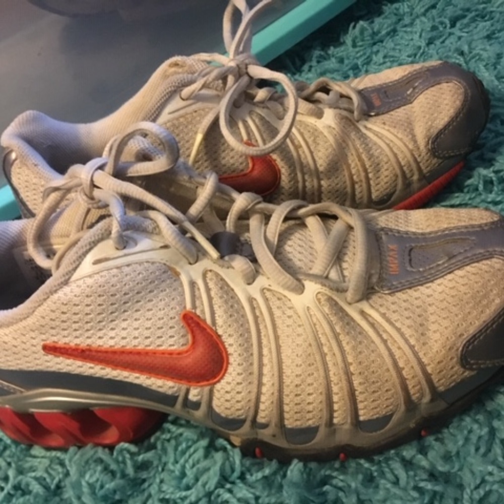 NIKE IMPAX